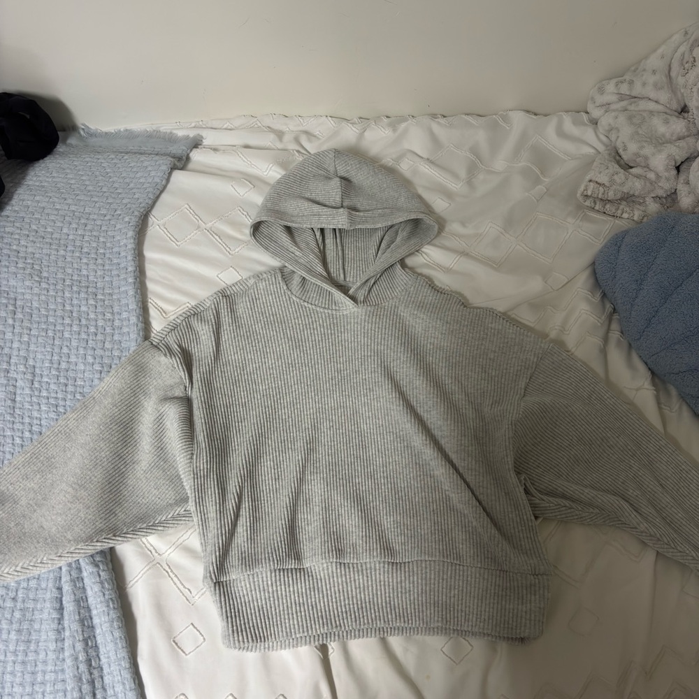 Women’s Hooded Sweater